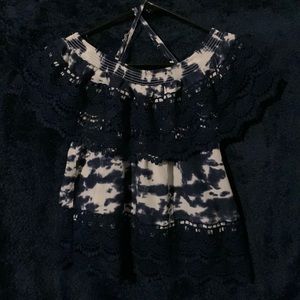 Off shoulder cuffed shirt